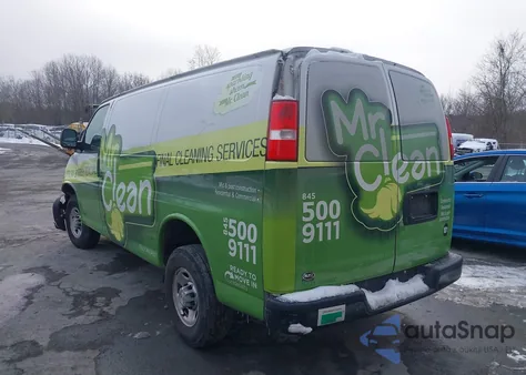 2021 Chevrolet Express Cargo Rwd 2500 Regular Wheelbase Wt из США, поврежденный, VIN 1GCWGAFP9M1171829